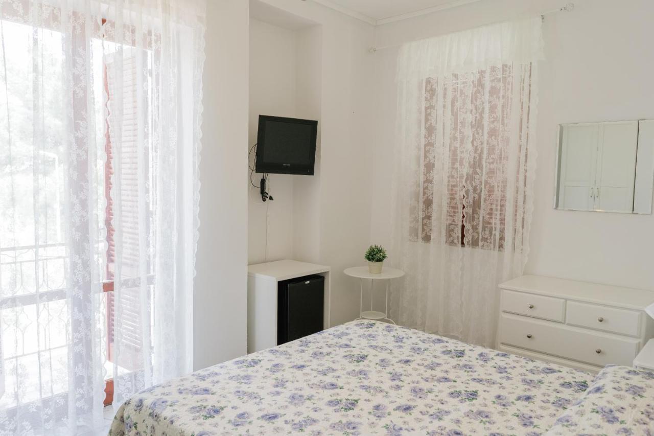 Hotel Santa Rosalia 마리나디카메로타 외부 사진